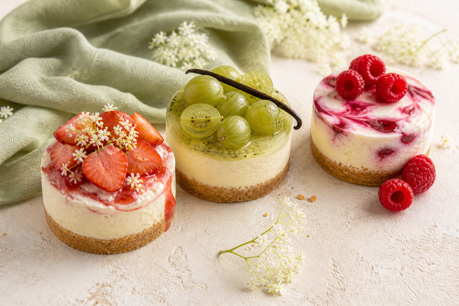 Mini seasonal cheesecakes